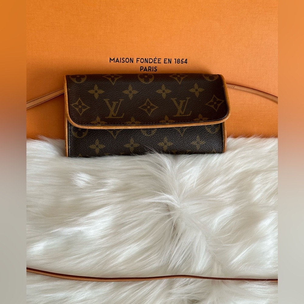 Auth Louis Vuitton Shoulder Bag
